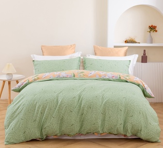 Dreamaker King Single Lily in Peach Reversible Quilt Cover S