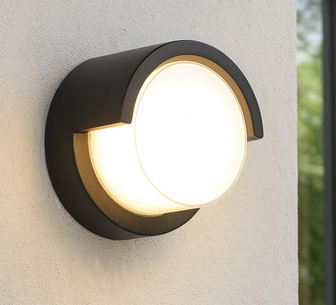 Fen Outdoor Wall Light