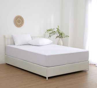Yarah Queen White Waterproof Mattress & Pillow Protector