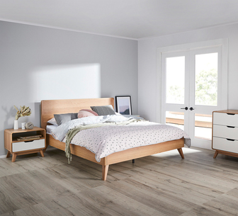 RETRO BED QUEEN OAK