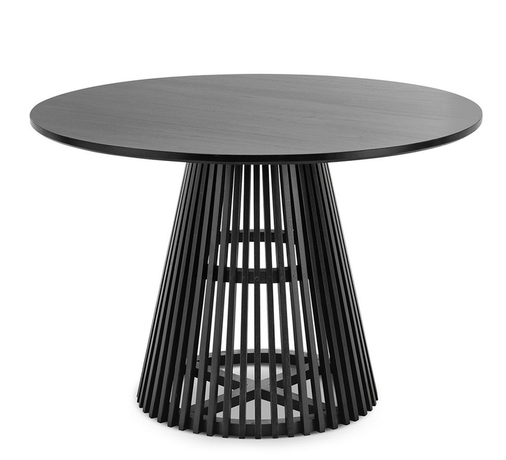 Black dining 2025 table fantastic furniture