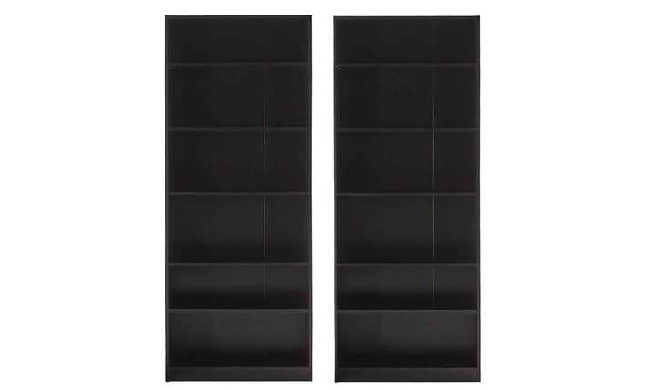 kobi-bookshelf.jpg