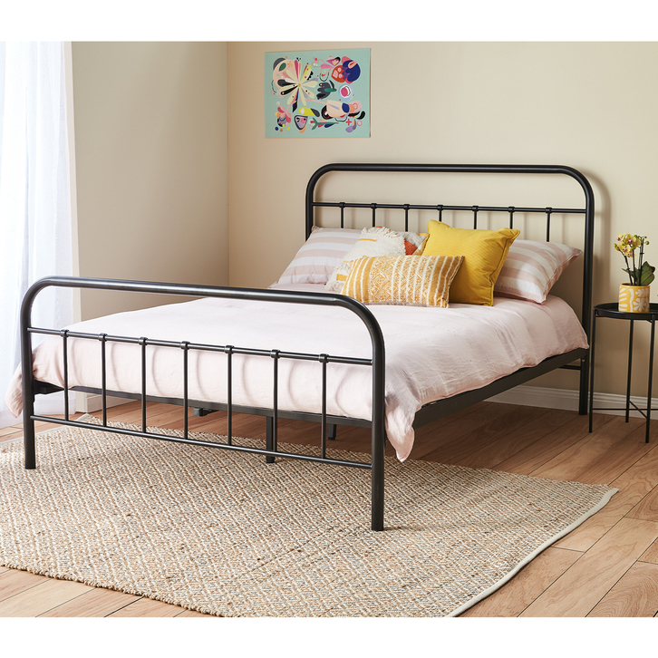 willow-double-black-bed.jpg